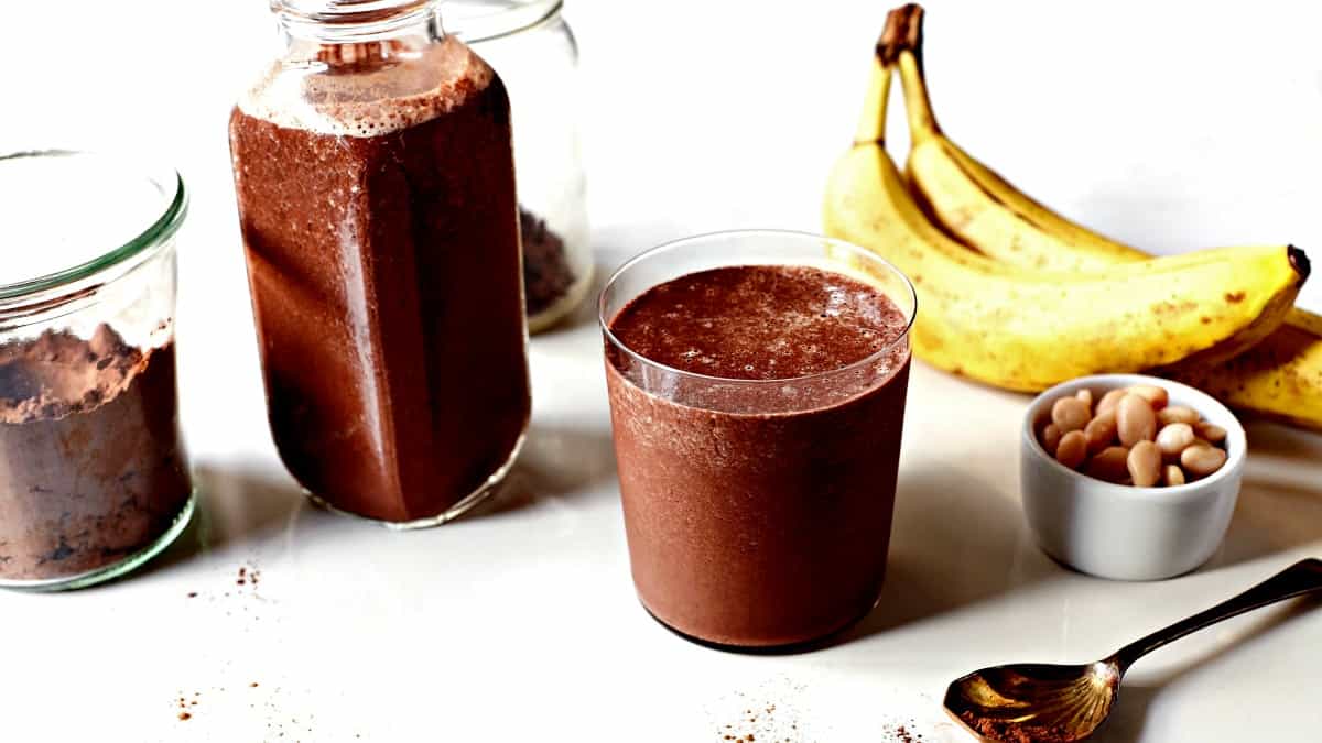 Creamy Chocolate, Cannellini Bean, and Cinnamon Smoothie - Patricia Bannan, MS, RDN