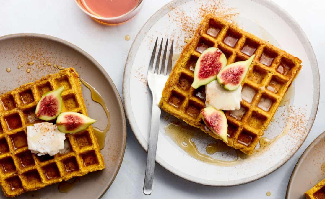 Vegan Pumpkin Spice Waffles (gluten-free)