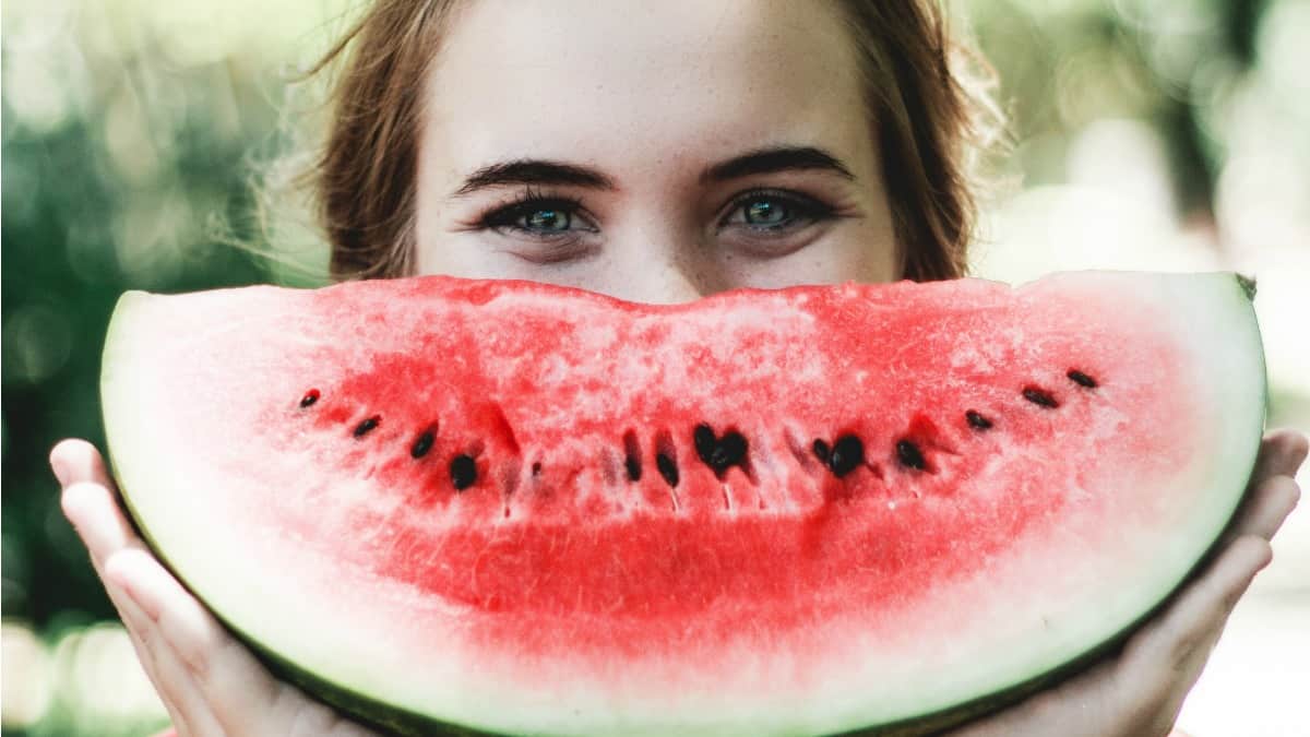 slice of watermelon for foods higher in potassium than bananas