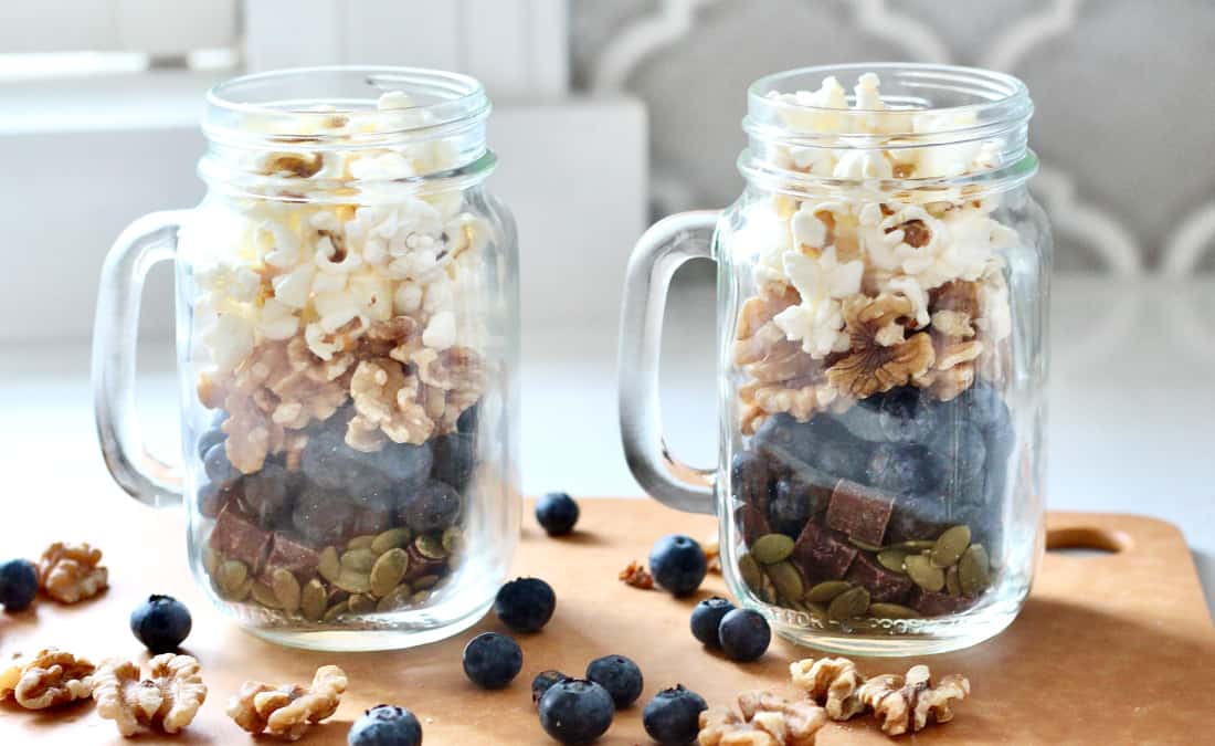 trailmix with nuts and seeds to reduce cortisol