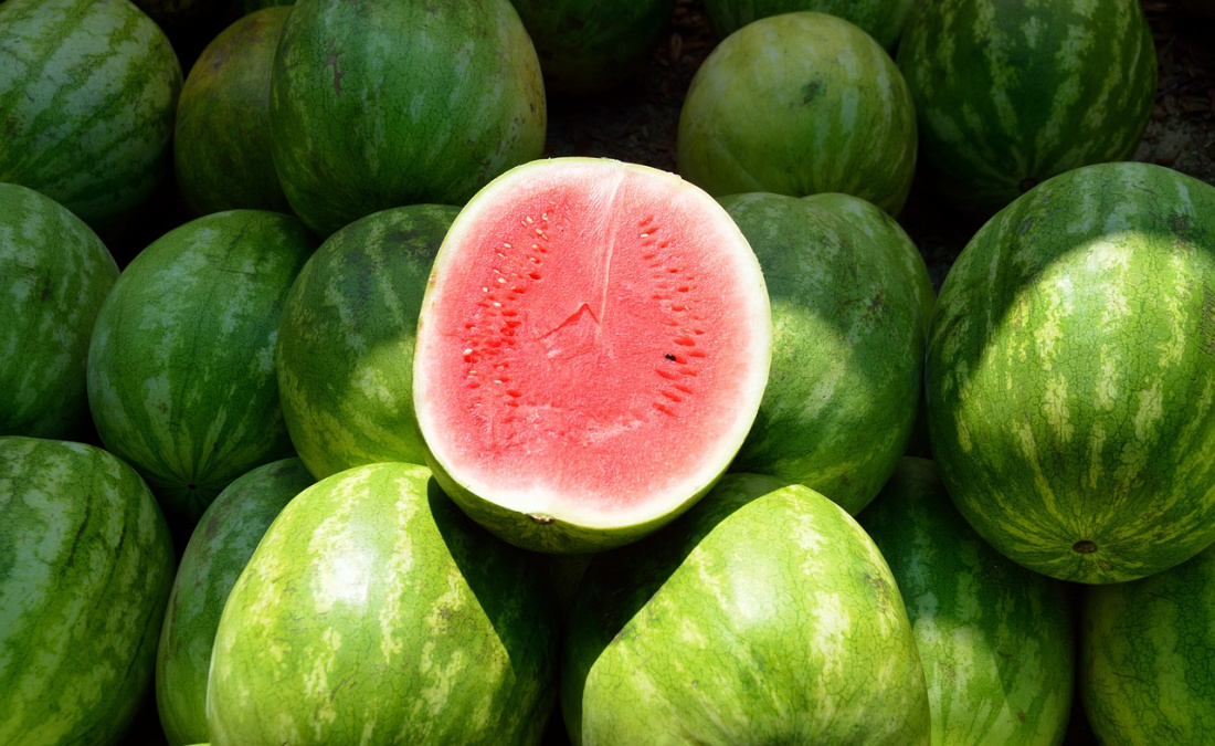 watermelon sliced in half for potassium in watermelon 