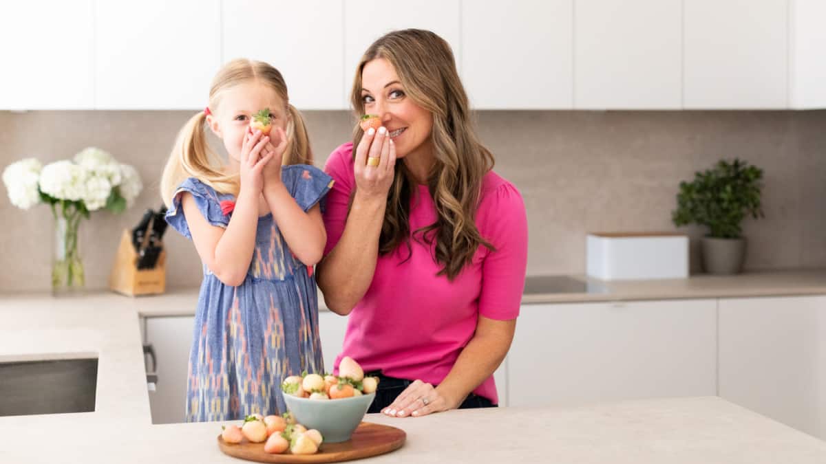 pineberries patricia bannan and daughter