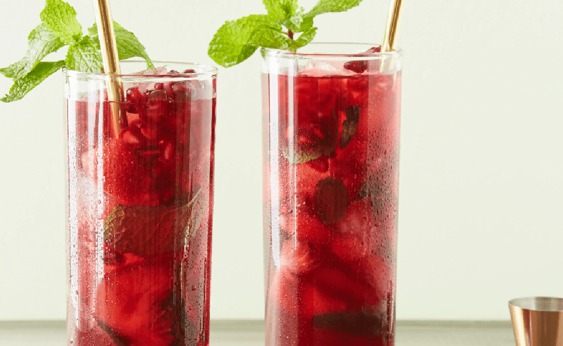 Easy Strawberry Pomegranate Mojito