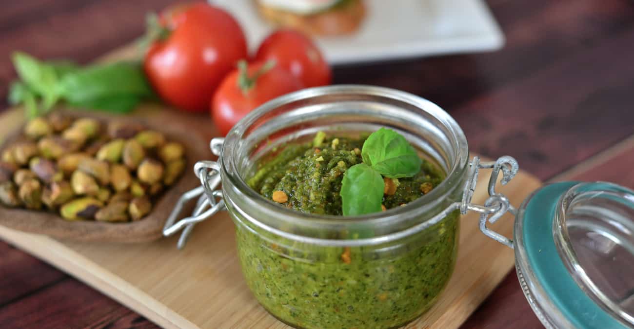 Basil Pistachio Pesto - Patricia Bannan, MS, RDN