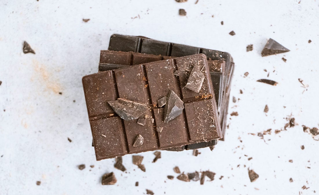 dark chocolate pieces
