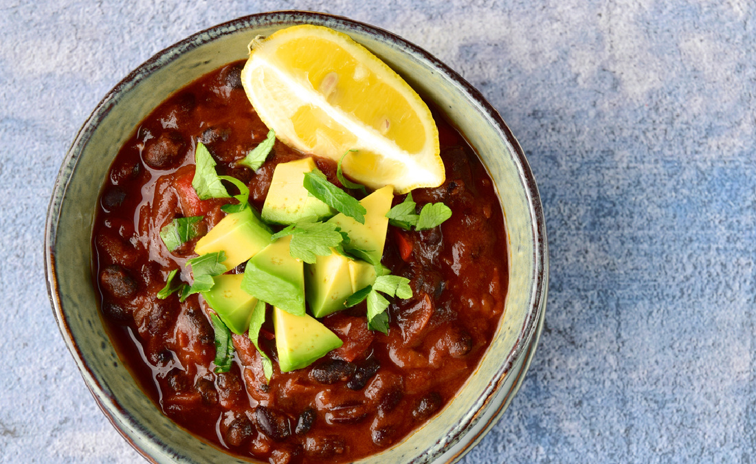 Black Bean Vegetable Chili (Vegan)