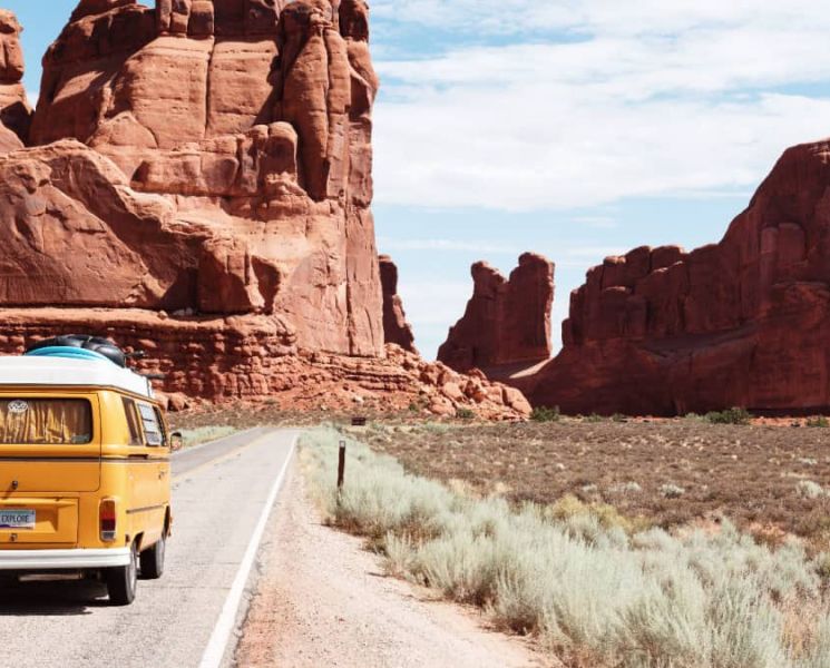 Healthy Travel Snacks for a Plane or Road Trip According to Dietitians