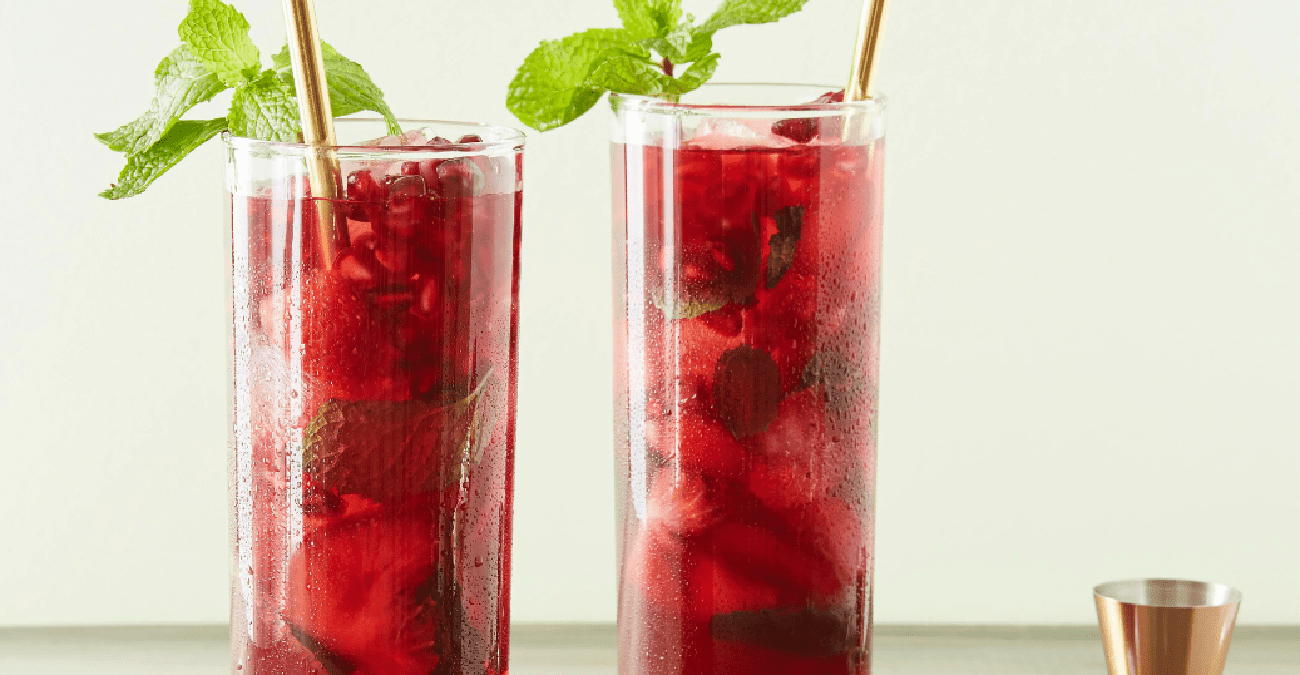 Easy Strawberry Pomegranate Mojito