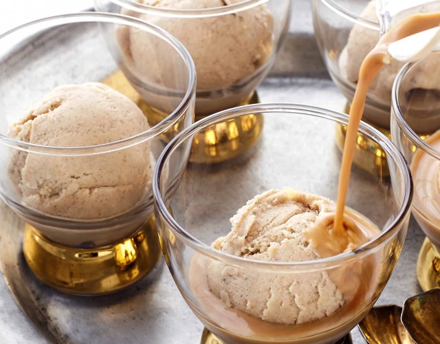 Vanilla Chai Frozen Yogurt Affogatos